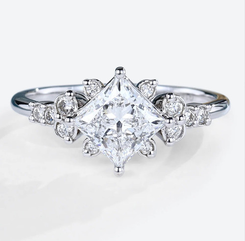 Princess cut 14 - 1,80,
