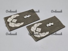 BUNDESWEHR - RANGSCHLAUFEN WEISS AUF OLIV - OBERSTABSARZT (ÄSKULAP STAB METALL)