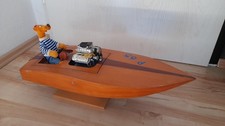 RC Rennboot "Crackerbox"