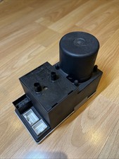 Audi A4 B5 Zentralverriegelung Pumpe Steuergerät 8D0862257 C