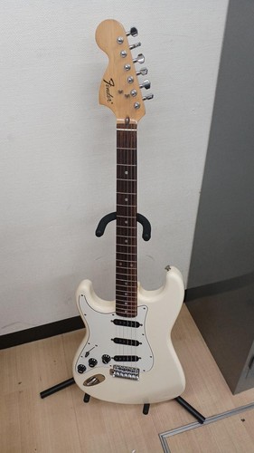 Fender japan stratocaster - japan,