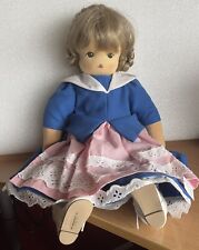 Große Puppe nach Waldorfart - reine Handarbeit