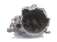 Kia Carens 2 FJ Getriebe Schaltgetriebe 5 Gang 1.8 93kw BJ2002