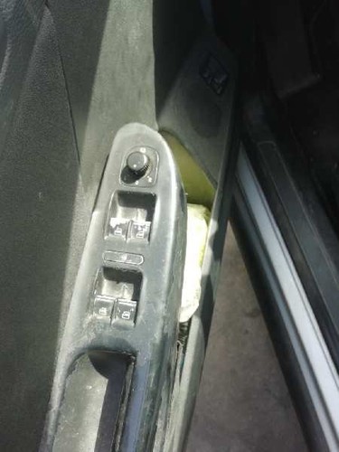 1k4959857 front left window - 1k4959857,