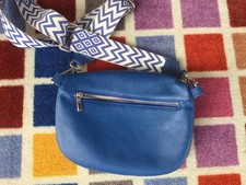 Brusttasche/Gürteltasche, Leder, blau, neuwertig 