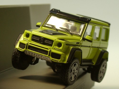 Minichamps brabus 4x4 auf - minichamps,
