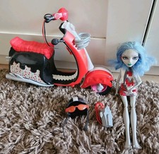 Monster High Ghoulia Yelps mit