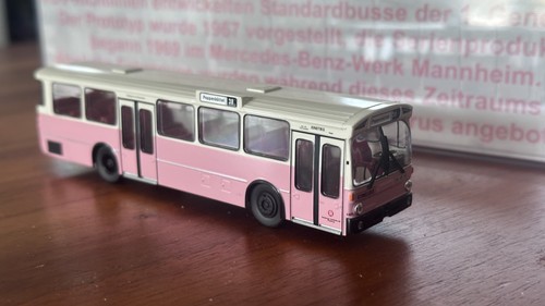 Brekina bus - brekina,
