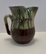 Traditionell geformte Ton