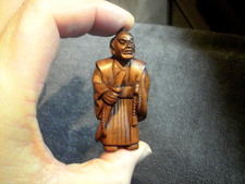 1a. Handgeschnitzter Holz