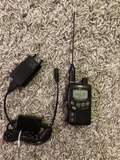 Yaesu VX-1R Transceiver VHF