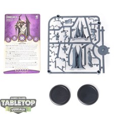 Malifaux - Urn Bearer - im Gussrahmen