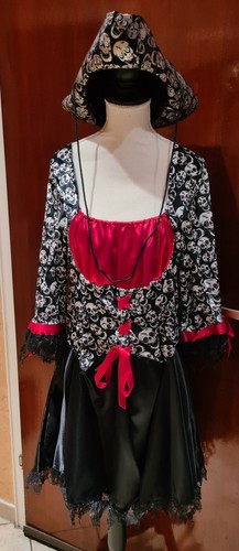 Karnevals kleid mit piraten - mit,