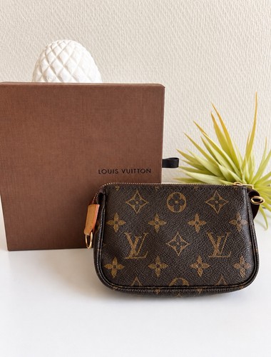 Louis vuitton mini pochette - louis,