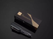 GHD Max Breitplatten Glätteisen Haarglätter & Styler in Schwarz NEU