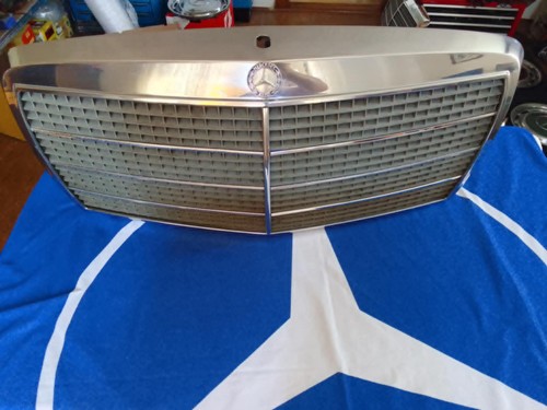Kühlergrill mercedes benz - ,