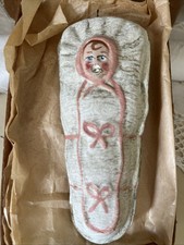 Antiker Christbaumschmuck großes Fatschenkind Dresdner Pappe