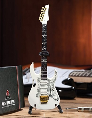 Steve vai signature white - signature,