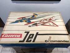Carrera Jet Commander 70400 mit zwei Flugzeugen