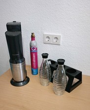 SodaStream Crystal 3.0 mit 2 Glaskaraffen und Flaschenhalter + Zylinder