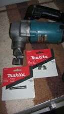 Makita JN3200 - Knabber/Blechschere/Blechnibbler,Matrice u. Stempel-NEU!