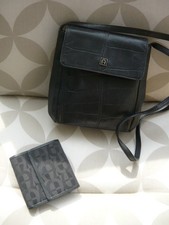 Damen--Umhängetasche+Geldbörse--AIGNER__schwarz