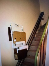 Personenlift Senioren Lift Treppenlift Sitzlift Behindertenlift Lastenaufzug