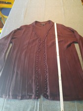 Lila/Beere Strickjacke Ulla Popken Mini-Bommel Pompoms 46 48 44  Lang Weit