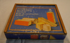 DDR- VERO  kleiner Holzbaukasten ca. 17 x 20 cm - OVP komplett