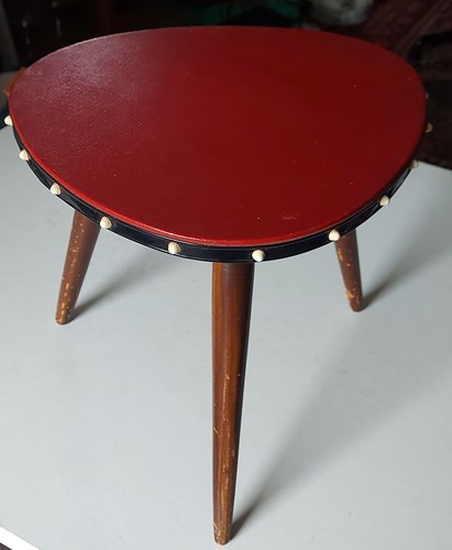 Mini nierentisch mit nieten - nierentisch,