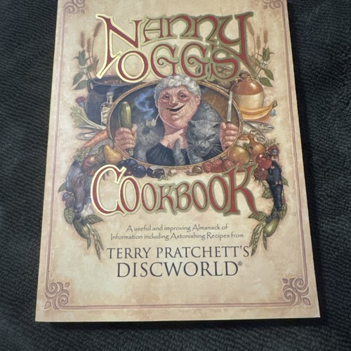 Nanny ogg cookbook - ogg's, cookbook: