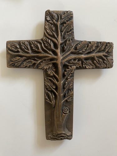 Wandkreuz aus bronze - aus,