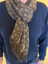 Louis Vuitton Monogramm Schal