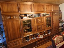 Große Schrankwand Eiche