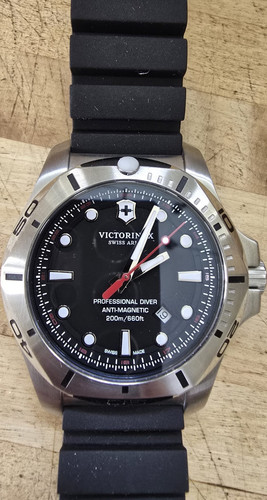 Victorinox swiss army - swiss,