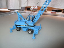 Fuchs 118 mit Gittermastkran und Räderlaufwerk NZG Maßstab 1:50