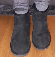 UGG Classic Mini Gr 39/40 Schwarz Getragen