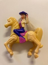 Barbie im Westernlook auf