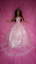Barbie Elegantes Puppen Kleid