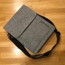 ღ Filz Umhänge-Tasche grau Schultertasche Minimalist Design verstellbar unisex