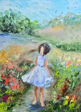 Mädchen im Blumenfeld