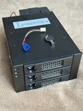 RaidSonic ICY BOX 2x 5.25" Wechselrahmen für 3x 3.5" HDD (IB-553SSK)  SATA/SAS
