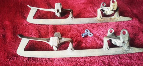 Schlittschuhe antik klemm - schlittschuhe, antik,