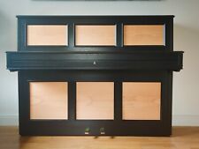 Klavier EUTERPE - Piano - Tasteninstrument - schwarz matt mit Elementen in Natur