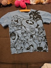 T-Shirt Mit Verschiedenen