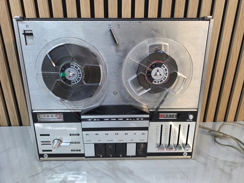 Grundig 222 fi - tk,