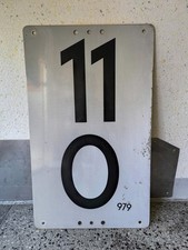 11 0 979 - Zug Hinweis Schild