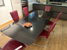 Draenert ADLER Klassiker. Ein außergewöhnlicher Esstisch.