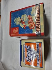 Zwei alte Bleichdosen , Hustelinchen und Brand Zwieback