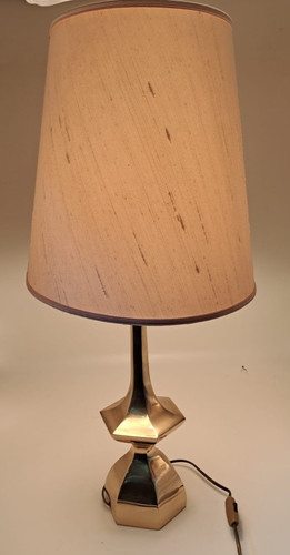 Pyramid lampe - /,
